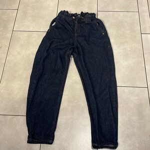 ZARA woman’s blue jeans with an elastic waist